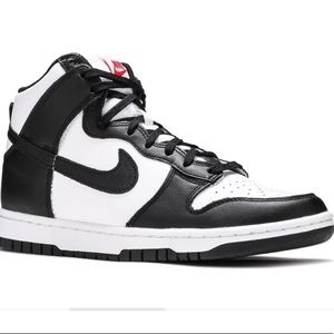 Nike Womans Dunk High 'Black White - size 8